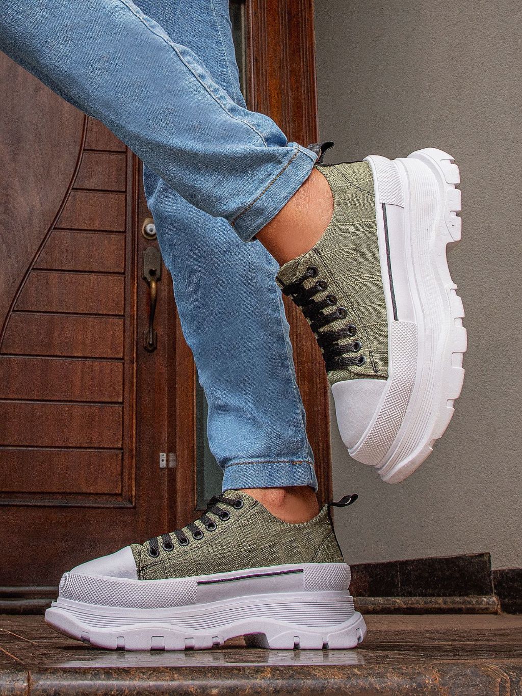 Tênis Feminino Gugi Sneaker