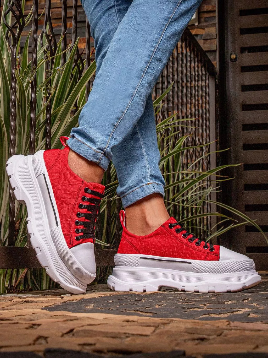 Tênis Feminino Gugi Sneaker