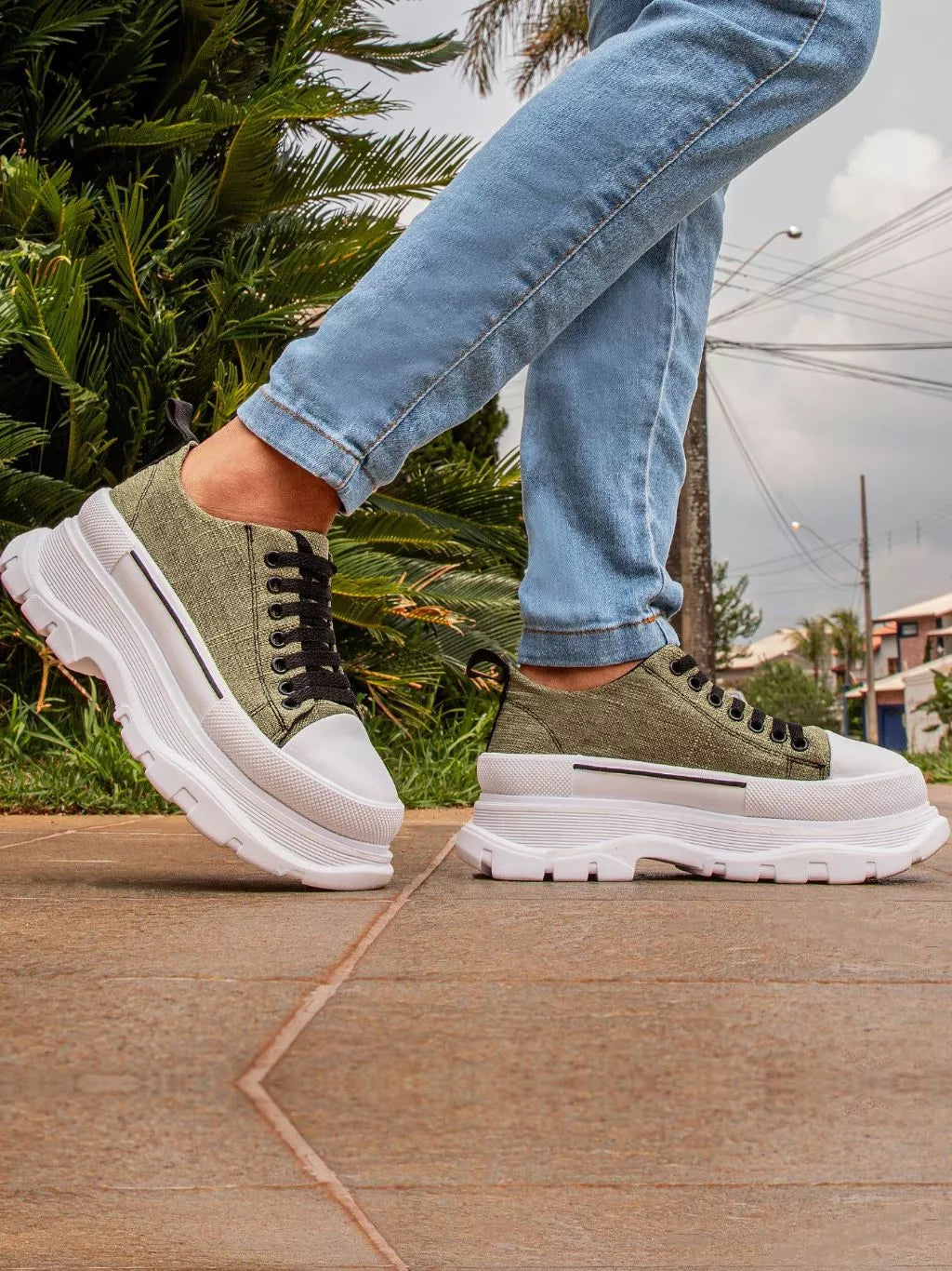 Tênis Feminino Gugi Sneaker