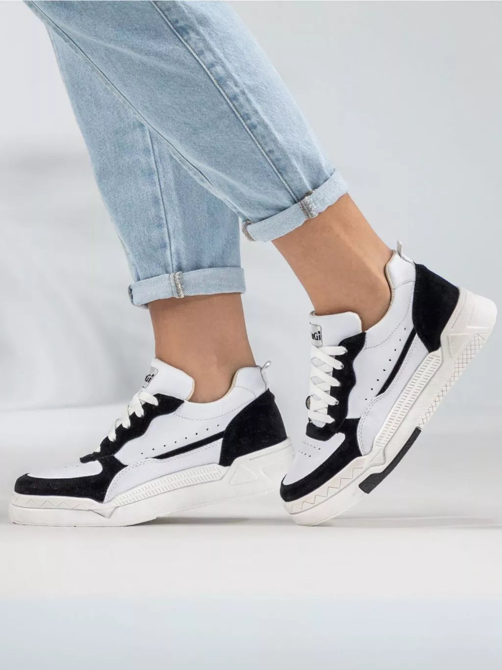Tênis Feminino Gugi Sneaker Jade