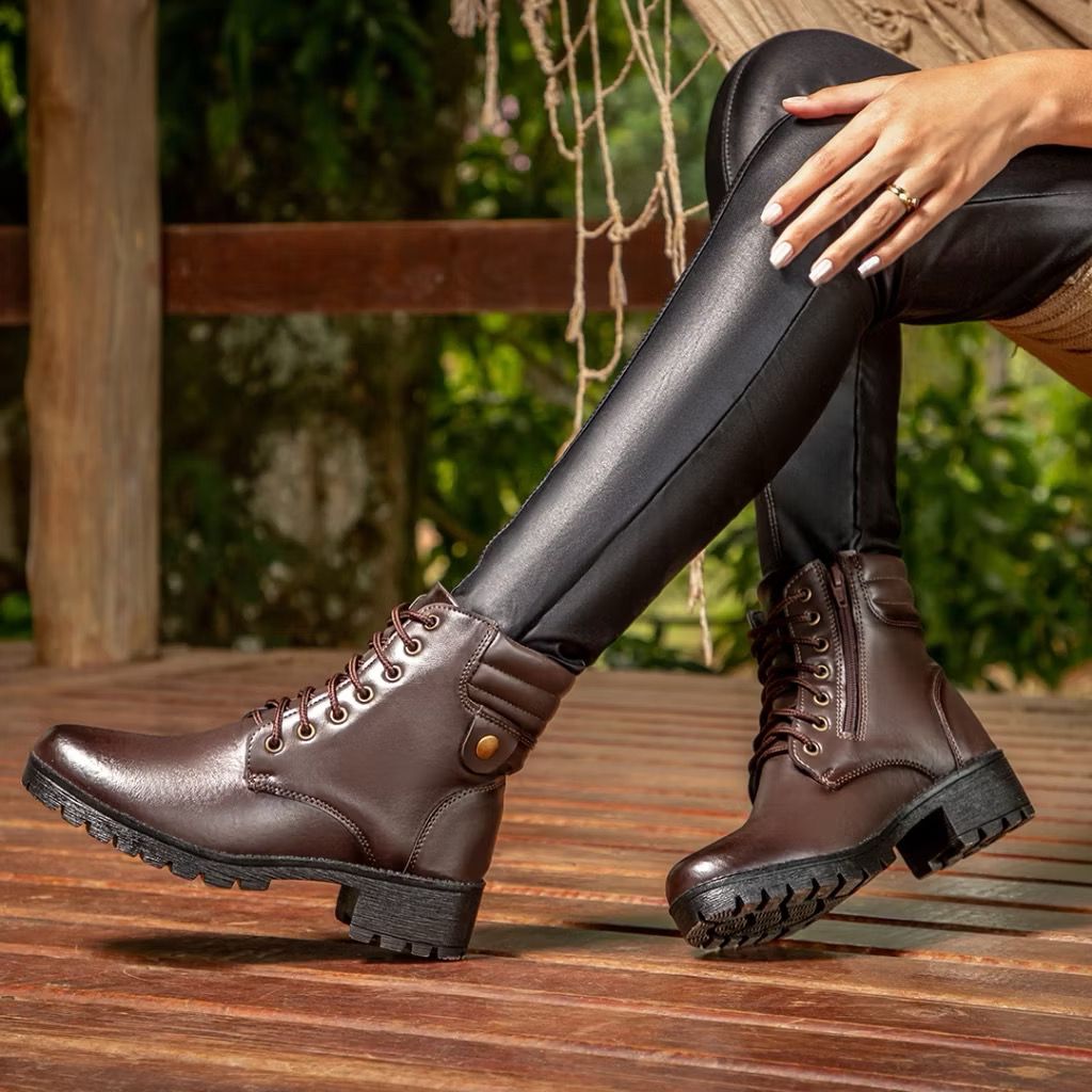 Bota Vidacy Velvet Ridge
