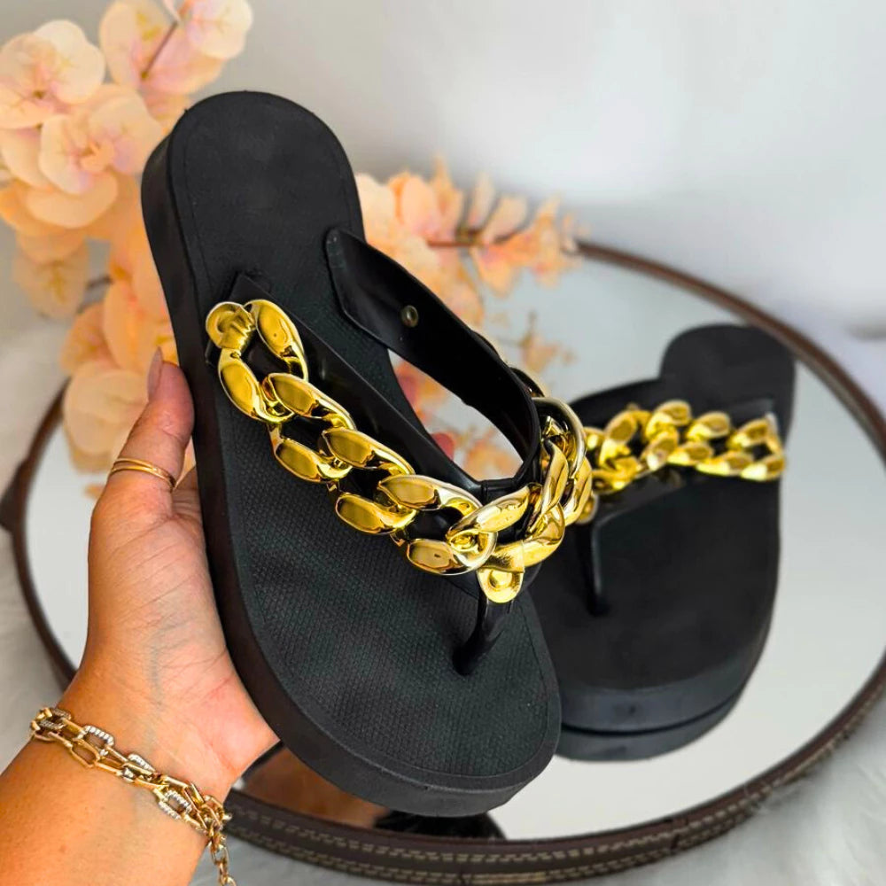 Chinelo Vidacy  Corrente 2025